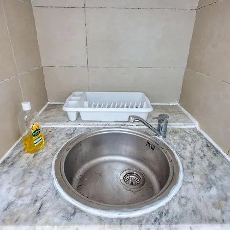 Cosy Steps From Marina And Seafront Case de vacanță