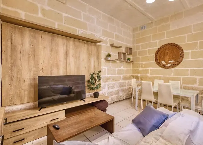 Holiday home Cosy Steps From Marina And Seafront Ta Xbiex